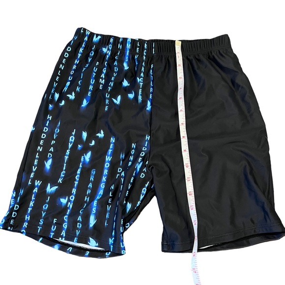 Blue Black Colorblock Matrix Futuristic Asymmetrical Crop Top & Biker Shorts Set - Picture 12 of 15